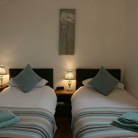 ويلْزْ Ashford House B&B المظهر الخارجي الصورة